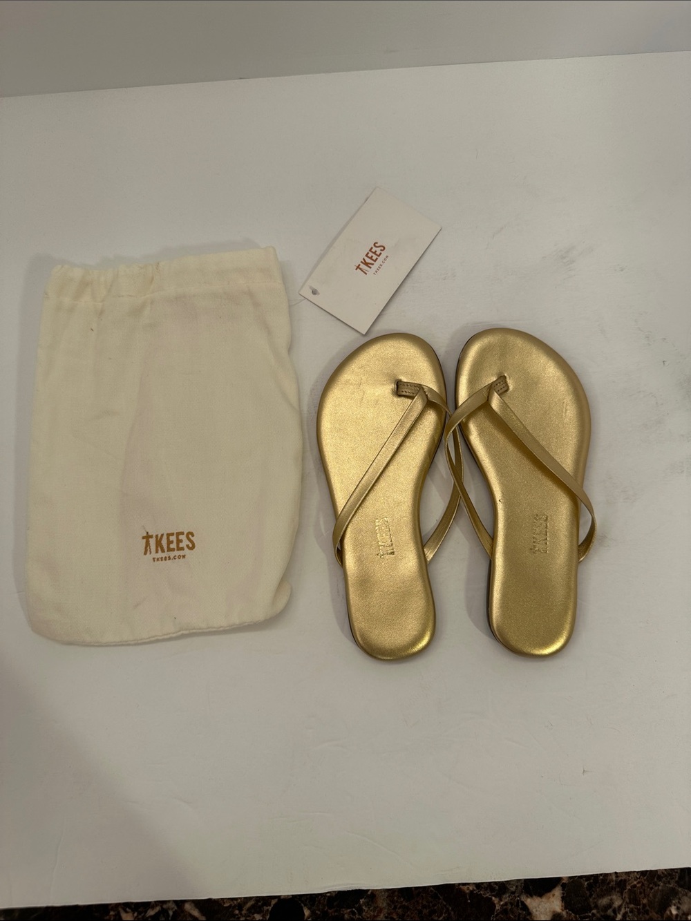 TKEES Girls Metallic Gold Flip Flop Sandals Size 13